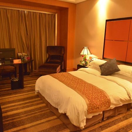 Sprot-Life Garden Hotel Ухань Экстерьер фото