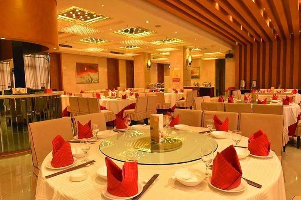 Sprot-Life Garden Hotel Ухань Экстерьер фото